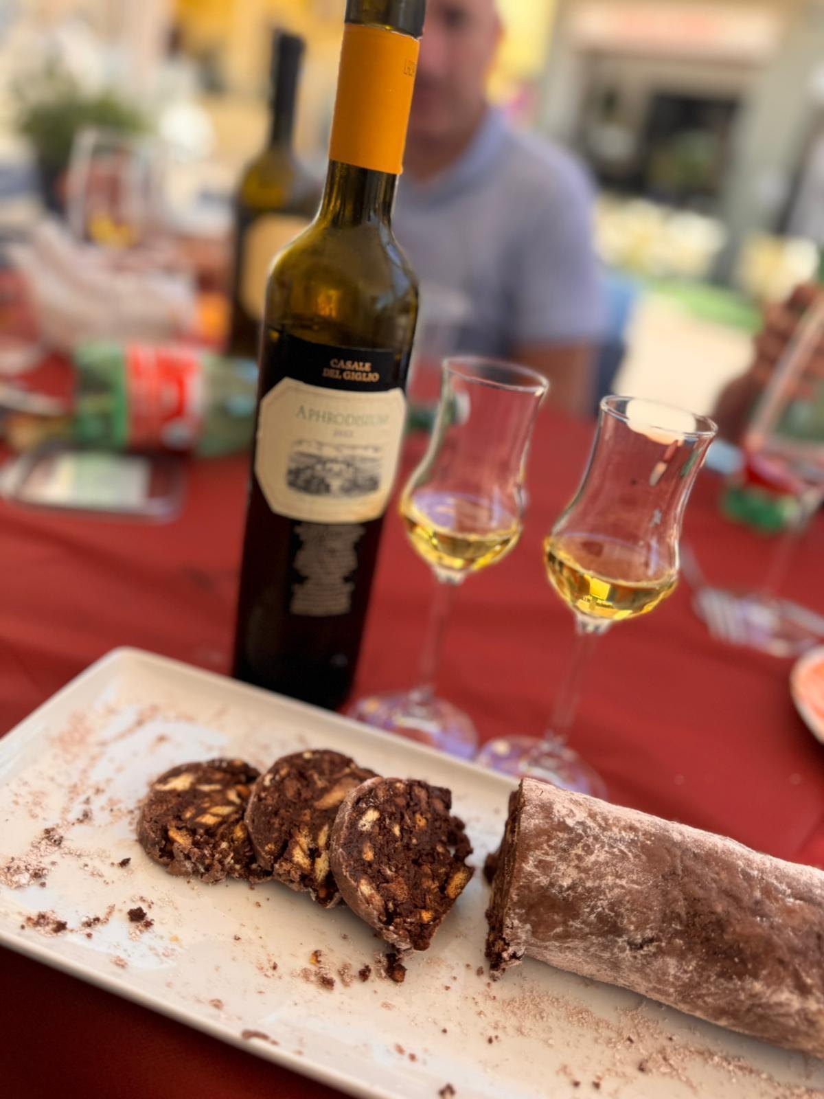 Dolce fatto in casa servito con i vini del Lazio al ristorante Alkeme 3 Le Romane